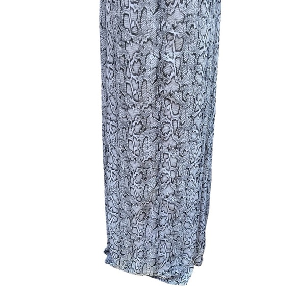 TOBI NWT Black and White Snakeskin Print Maxi Dress Size Small - Picture 11 of 15